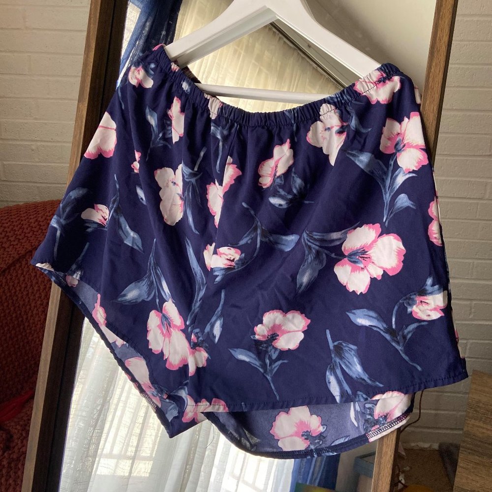 SHEIN FLORAL SLEEP SHORTS